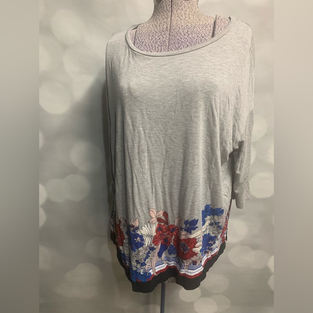 Liz Claiborne grey top with floral hem